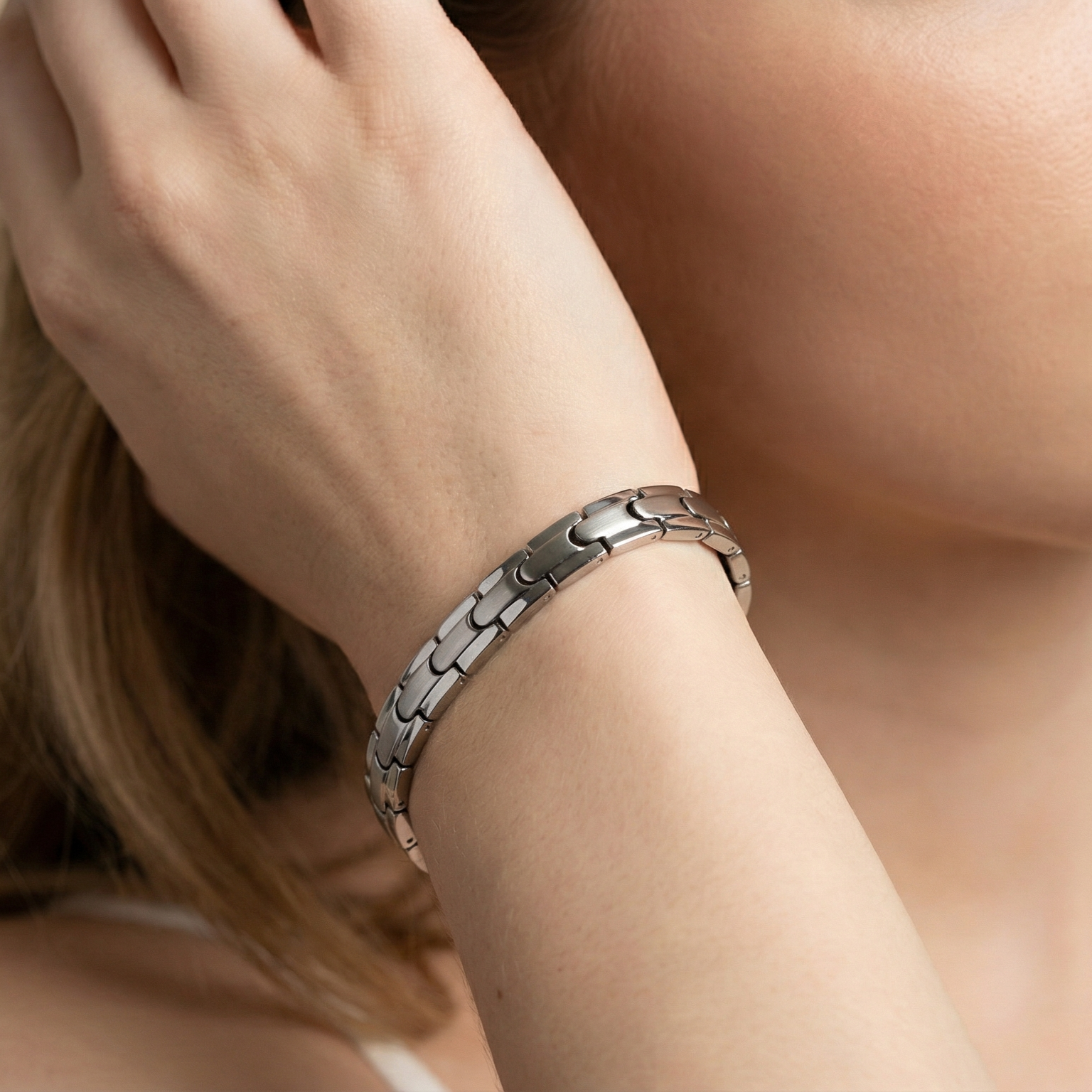 Women's Fashion Simple Stainless Steel Pure Titanium Bracelet