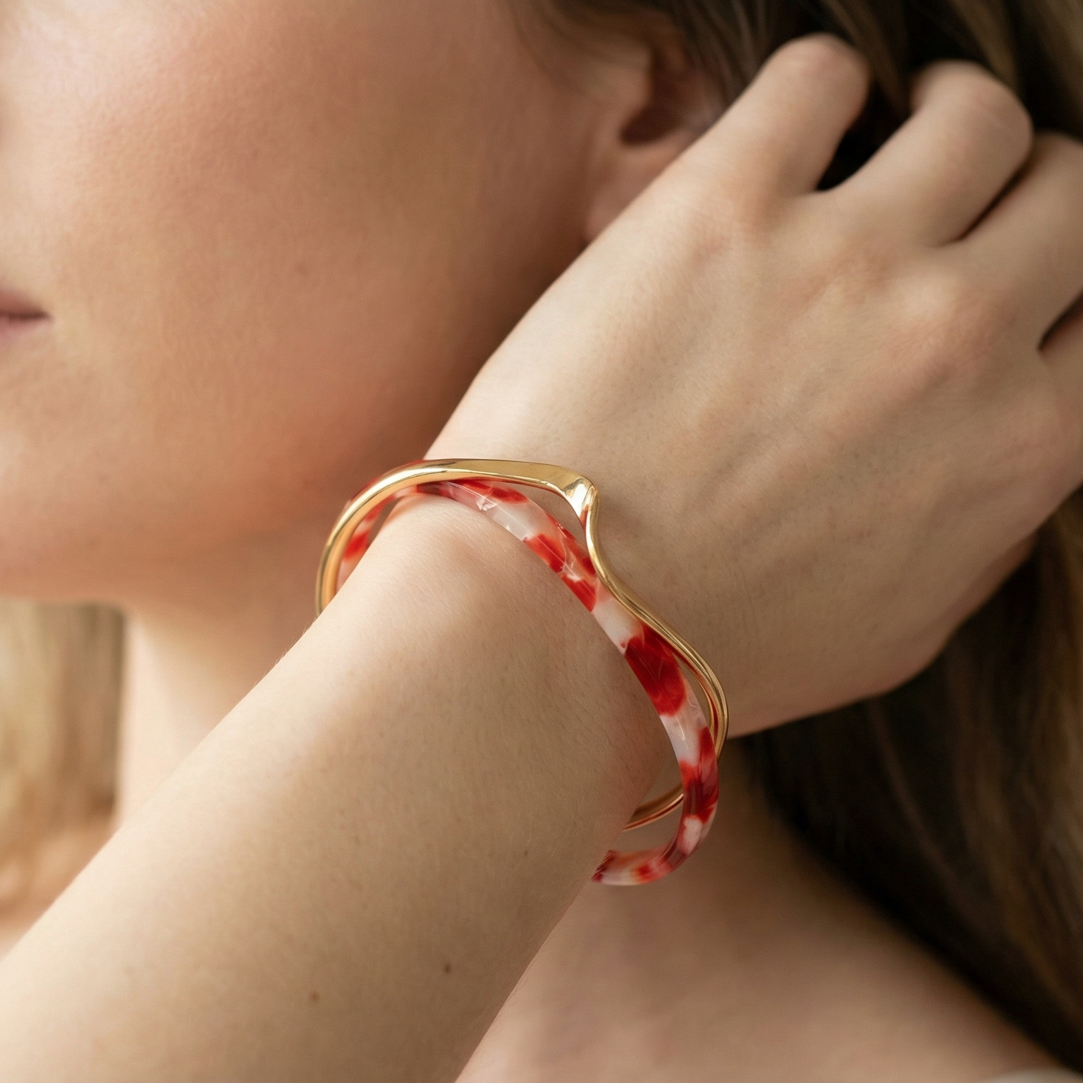 Light-luxury Panel Curved Metal-textured Korean-style Trendy Social Media Worthy Jewelry